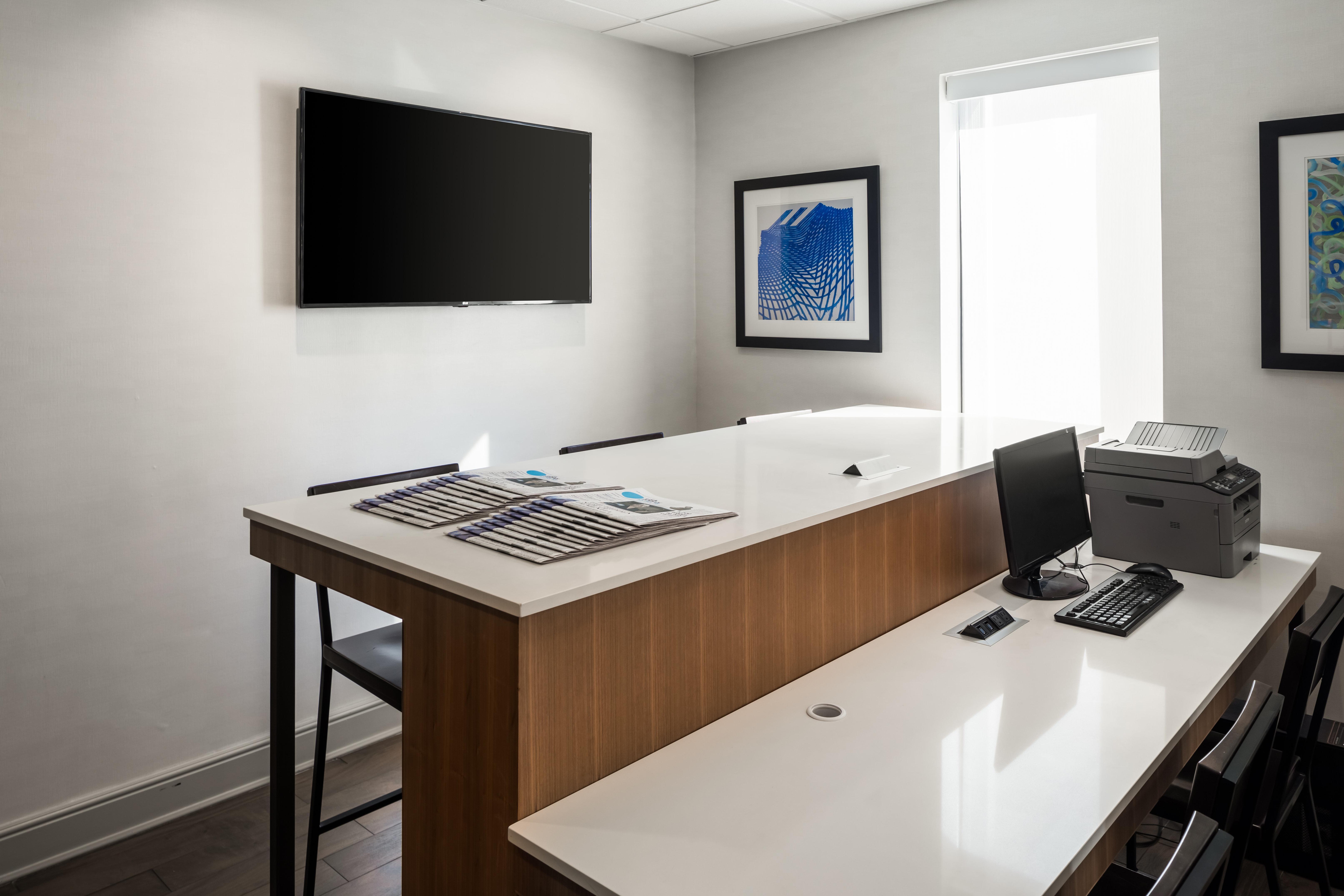 Holiday Inn Express Atlanta Airport-College Park By Ihg Exterior photo