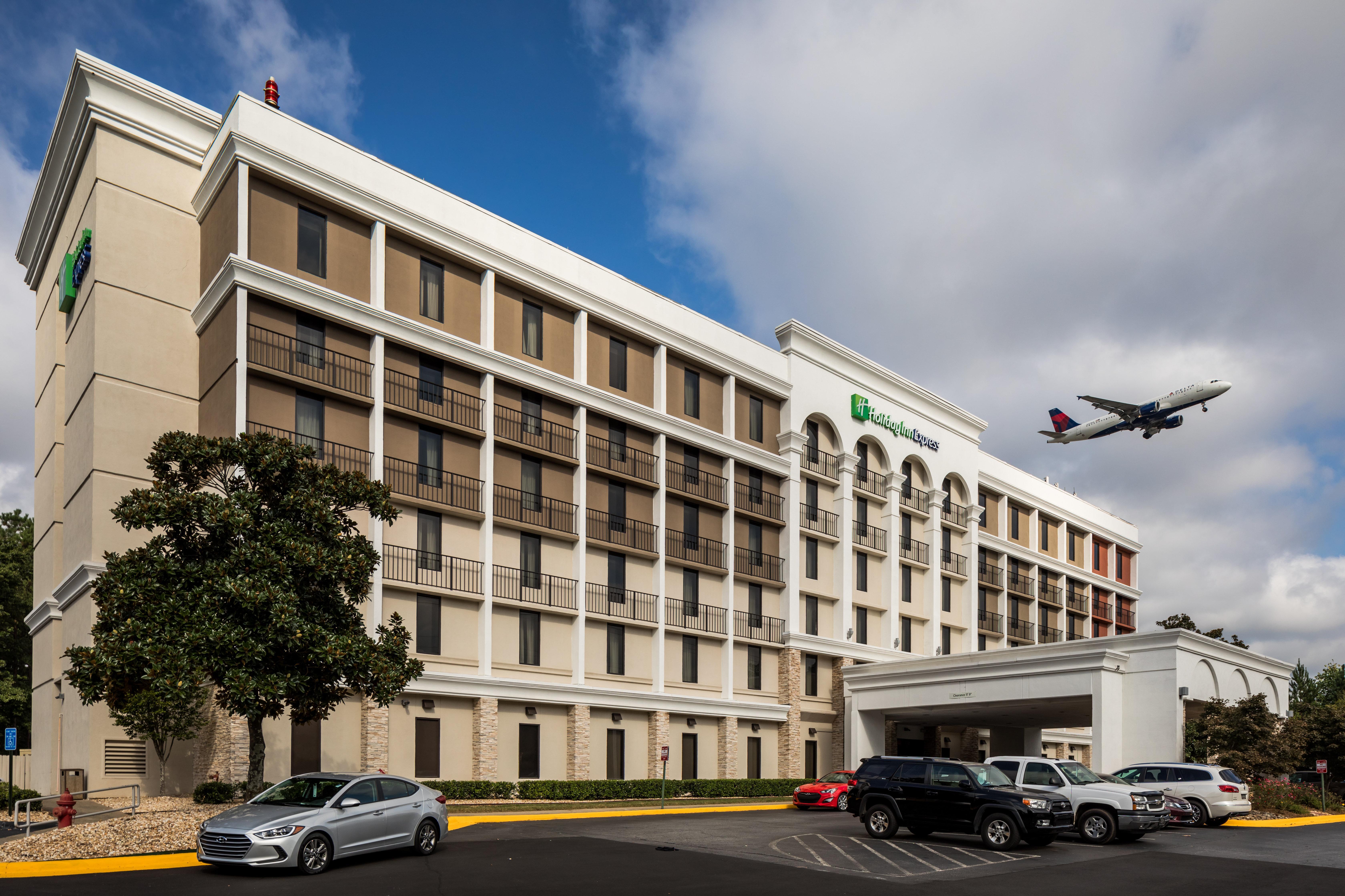Holiday Inn Express Atlanta Airport-College Park By Ihg Exterior photo