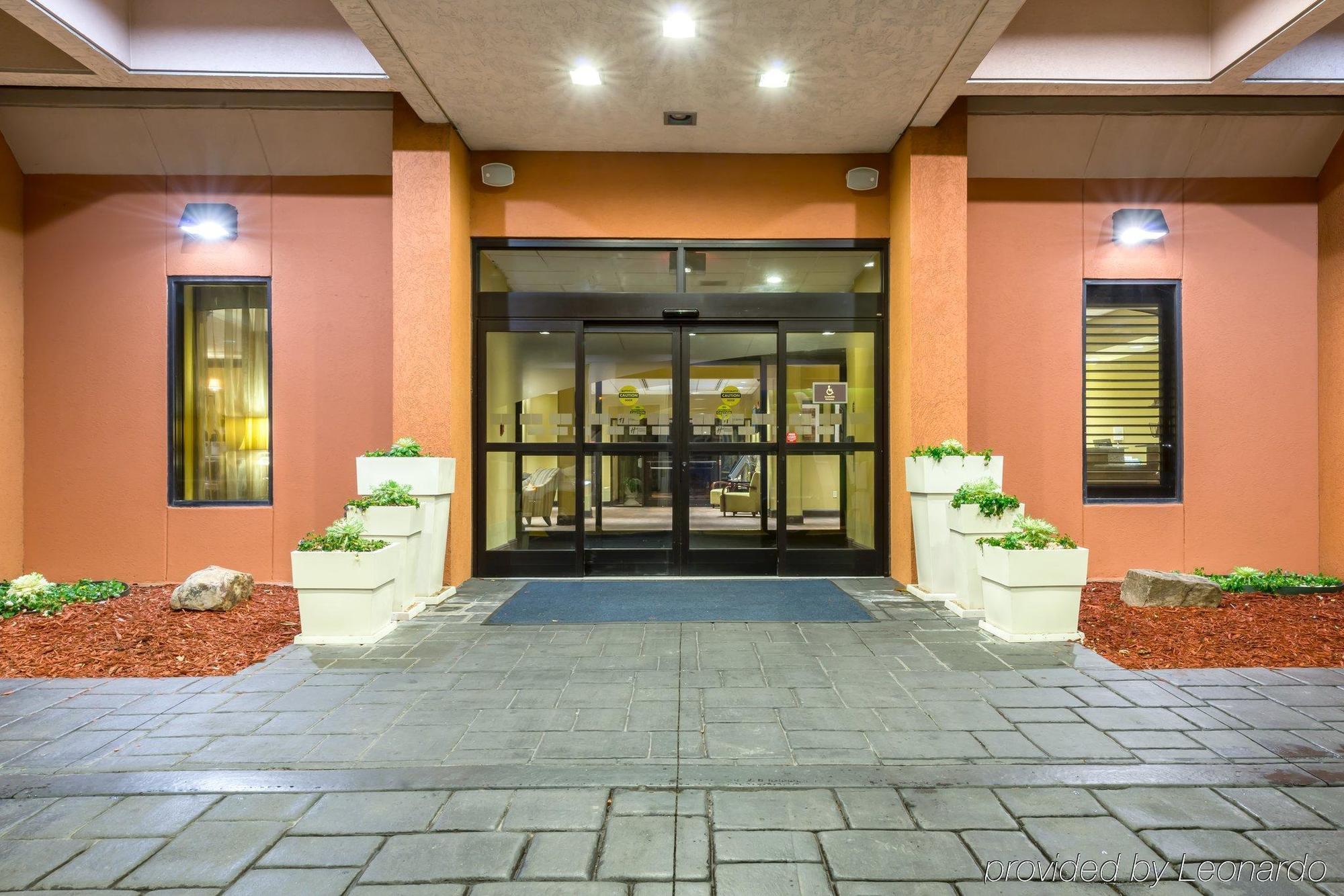Holiday Inn Express Atlanta Airport-College Park By Ihg Exterior photo