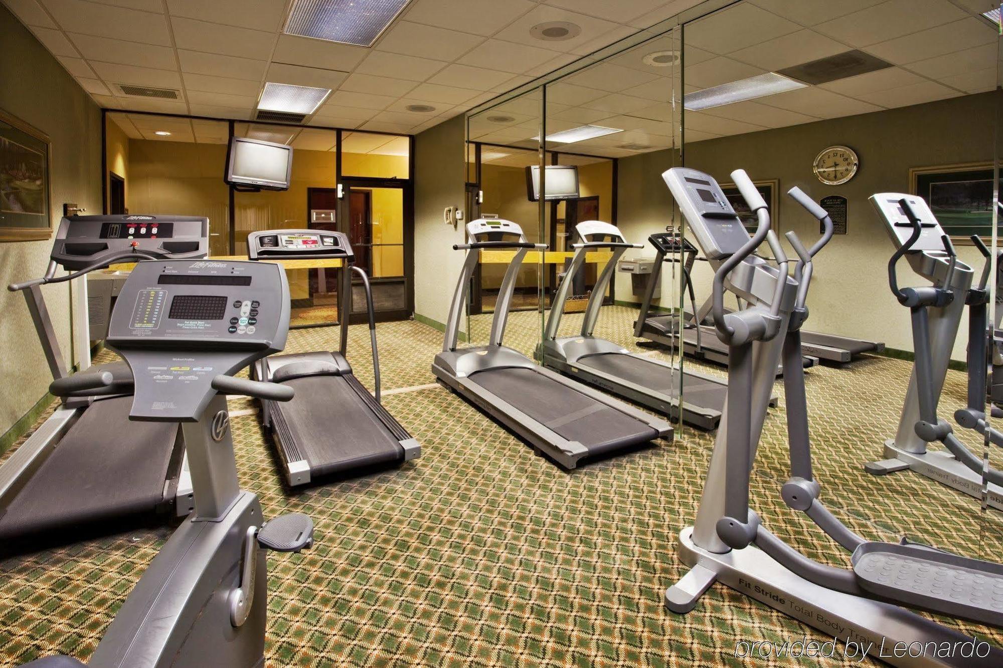 Holiday Inn Express Atlanta Airport-College Park By Ihg Exterior photo