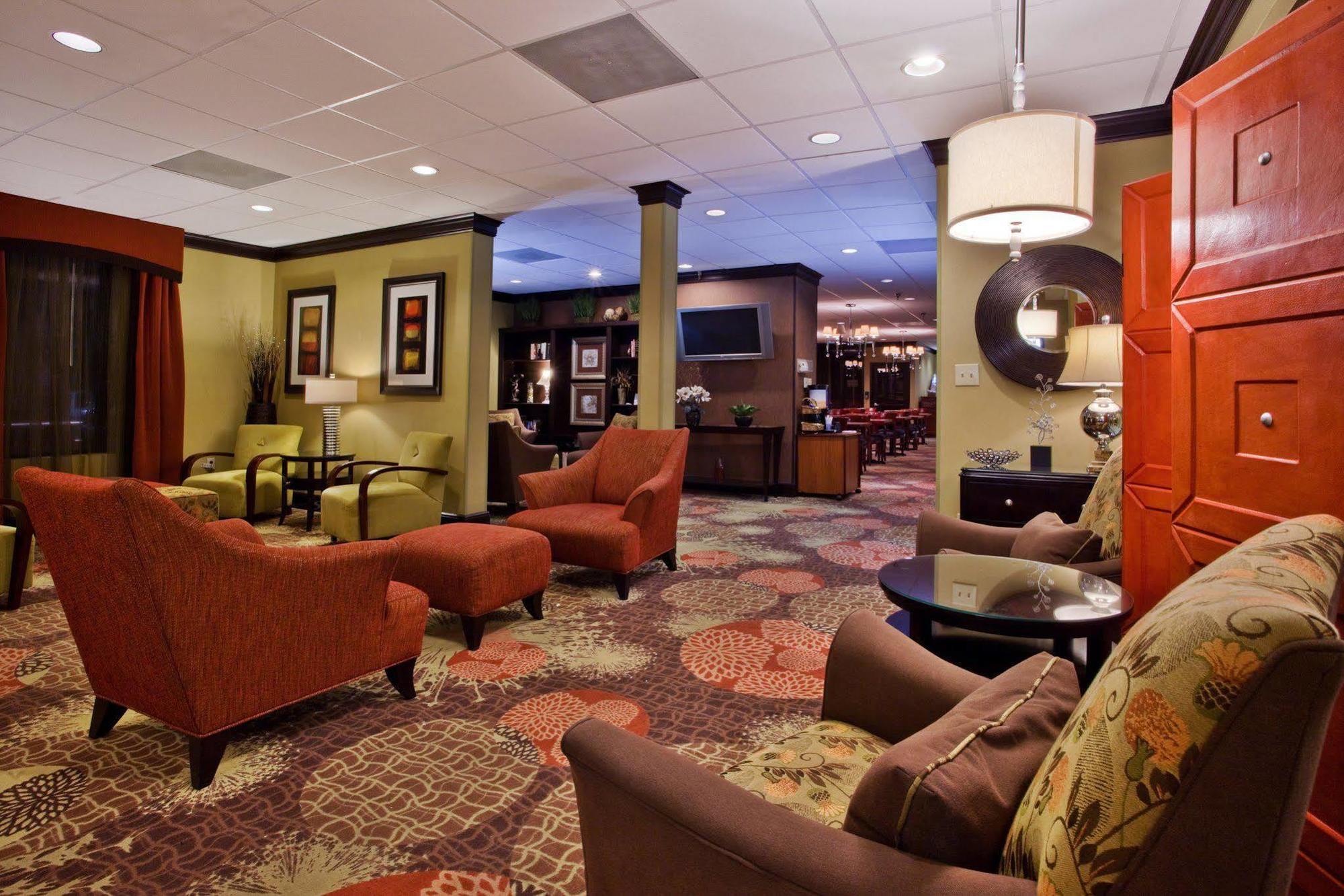 Holiday Inn Express Atlanta Airport-College Park By Ihg Exterior photo