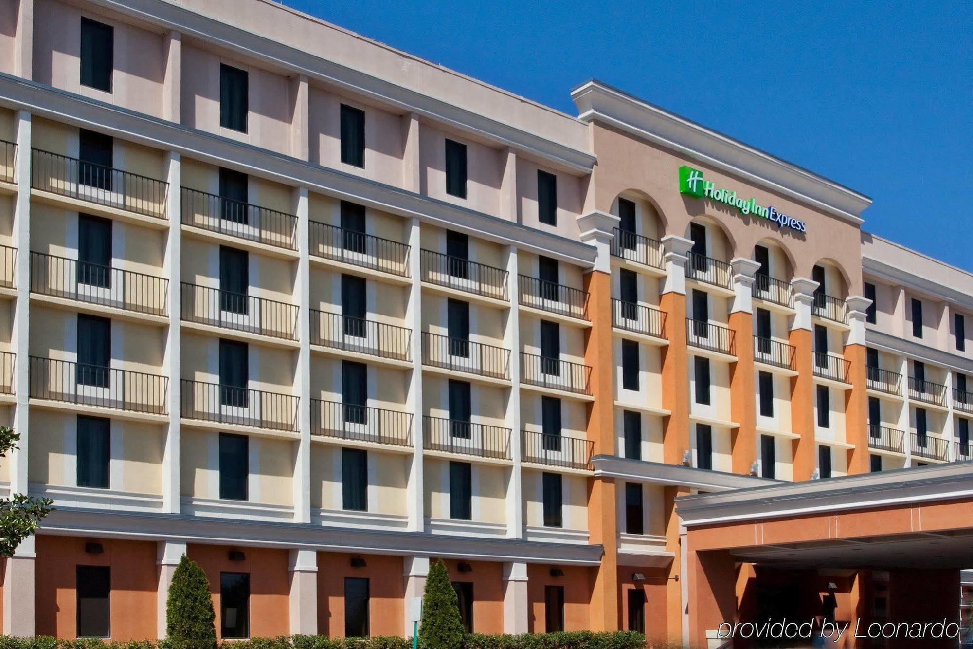 Holiday Inn Express Atlanta Airport-College Park By Ihg Exterior photo